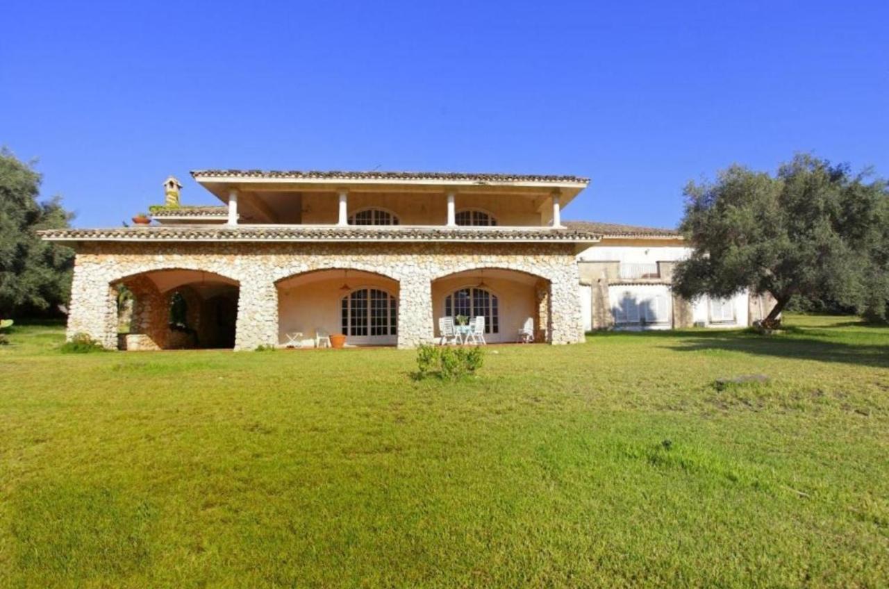 Villa Del Commendatore Sirugo Avola Luaran gambar