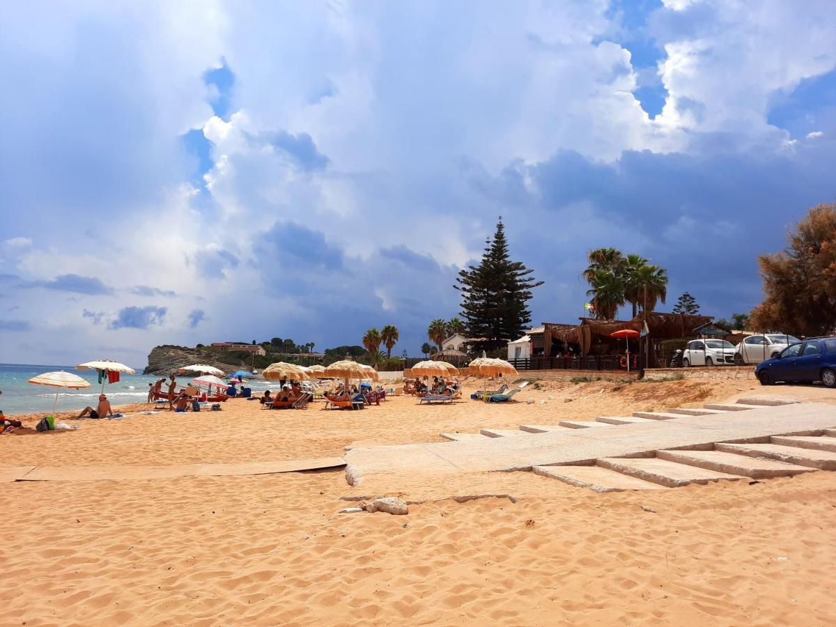 Villa Del Commendatore Sirugo Avola Luaran gambar